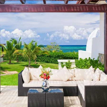 Pristine Bay Beach Home 104